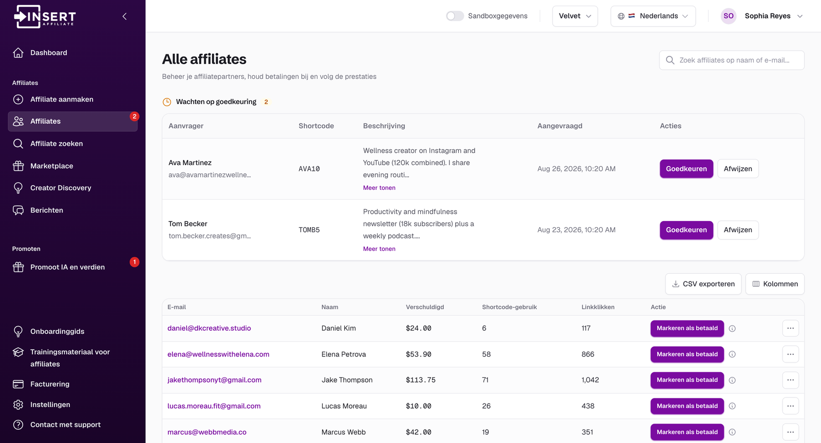 Tabel met alle affiliates in het Insert Affiliate-dashboard met openstaande bedragen en knoppen Markeren als betaald